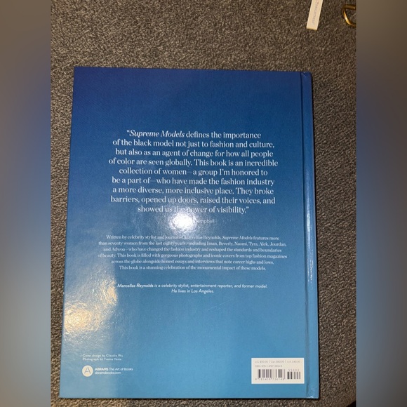 Coffee table book Supreme Models: Iconic Black Women Who Revolutionized Fashion - Picture 13 of 16